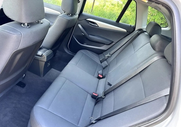 BMW X1 cena 59900 przebieg: 84236, rok produkcji 2013 z Wągrowiec małe 301